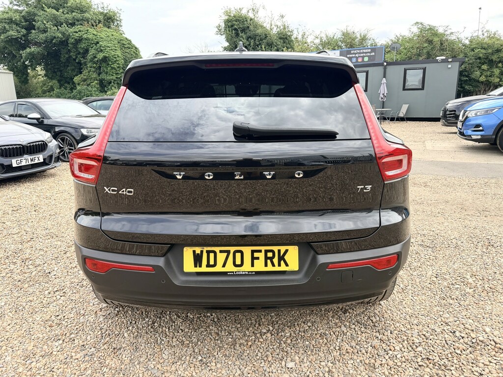 Volvo XC40 Suv 1.5 T3 R-design Suv Euro 6 2021 WD70FRK Black #4