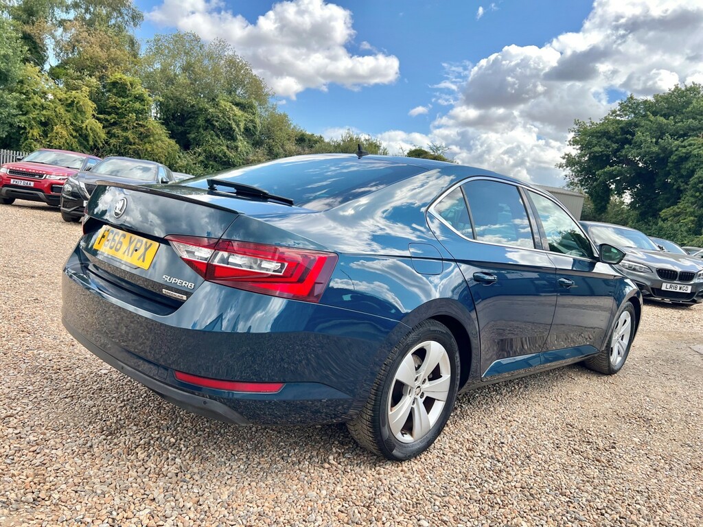 Skoda Superb 1.6 Tdi Greenline Se L Executive Hatchback Die Blue #2