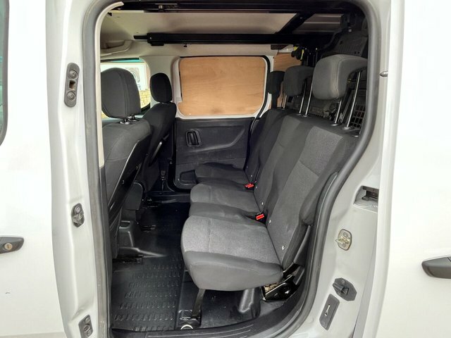 Vauxhall Combo Turbo D 2300 Prime FL74VXZ White #5