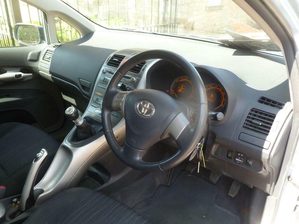 Toyota Auris 1.33 Vvt-i Tr Hatchback Blue #6
