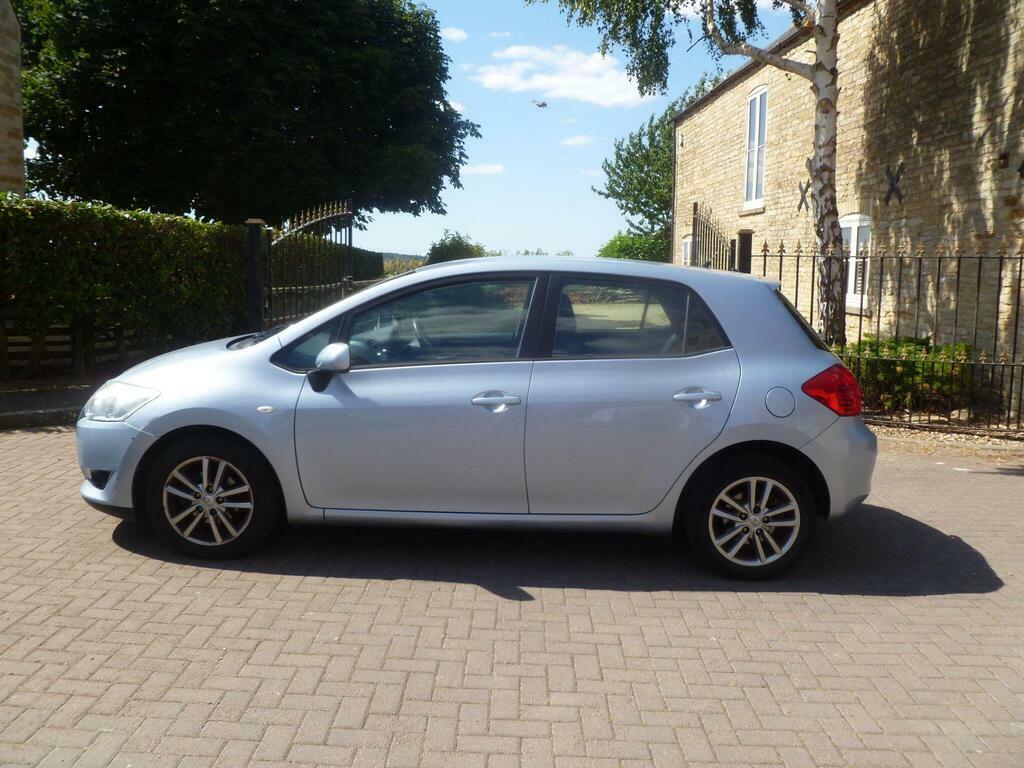Toyota Auris 1.33 Vvt-i Tr Hatchback Blue