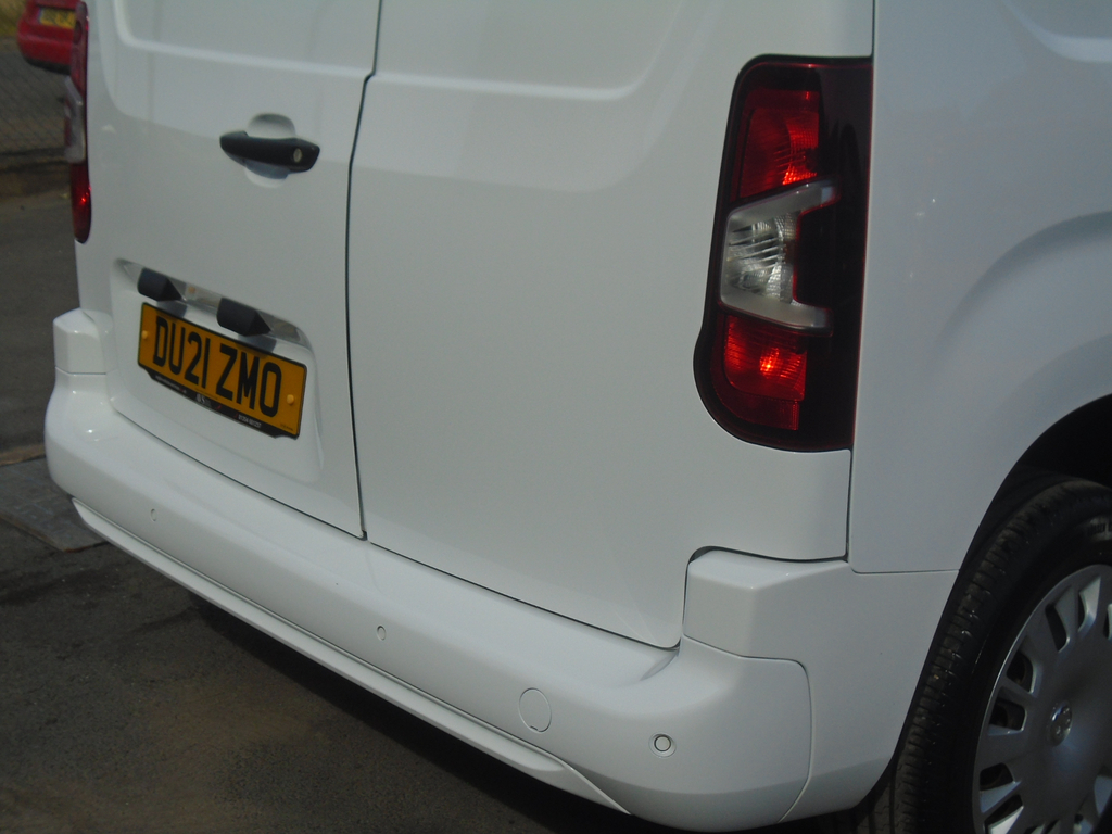 Vauxhall Combo 1.5 Turbo D 2300 Sportive L2 H1 Euro 6 Ss  #19