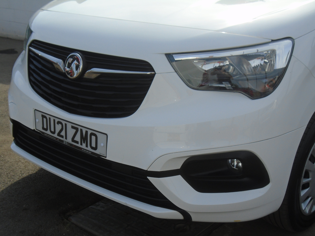 Vauxhall Combo L1h1 2300 Sportive  #4