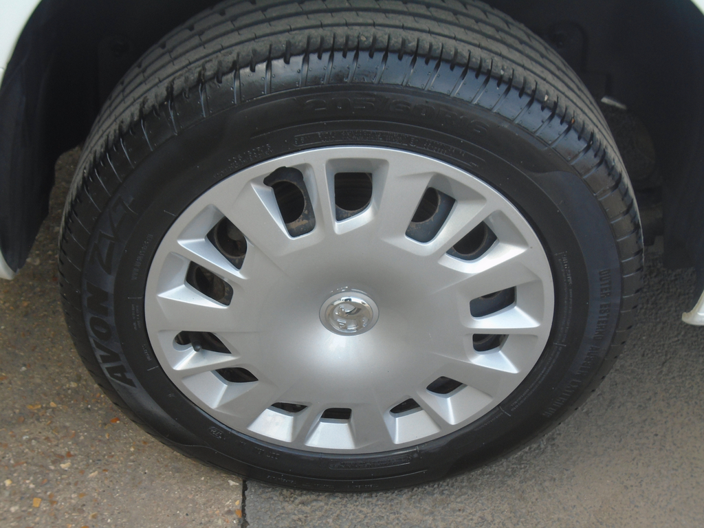 Vauxhall Combo 1.5 Turbo D 2300 Sportive L2 H1 Euro 6 Ss  #11