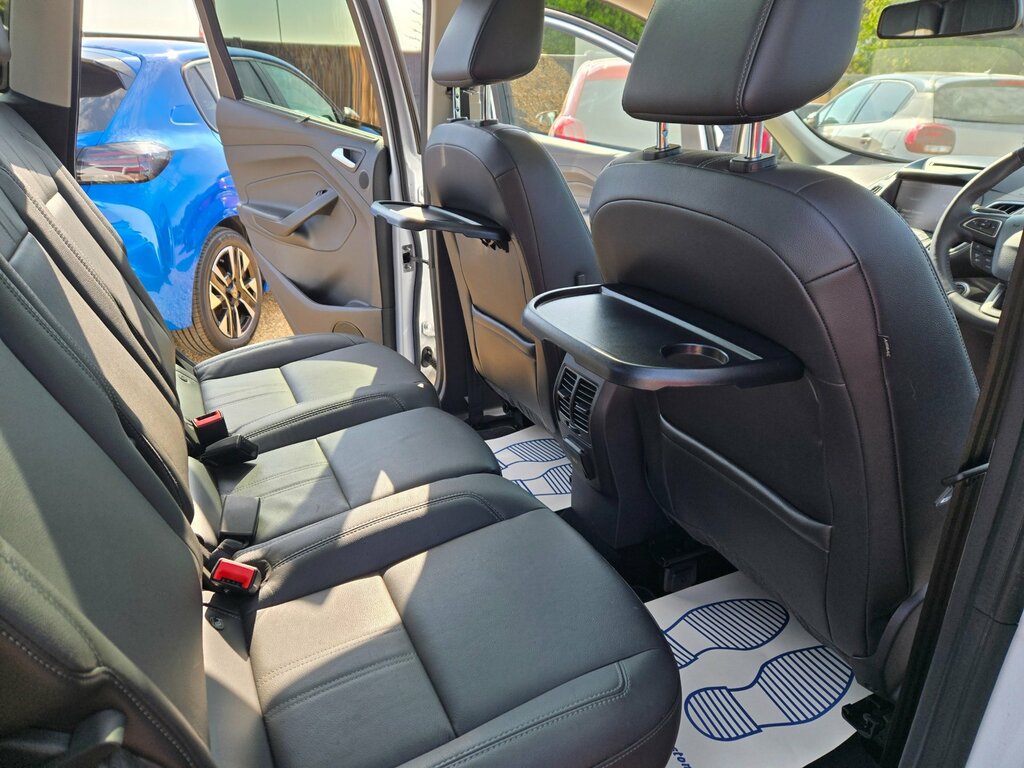 Ford C-Max 1.5 Tdci Zetec Mpv 20 Road Tax Motd To J White #35