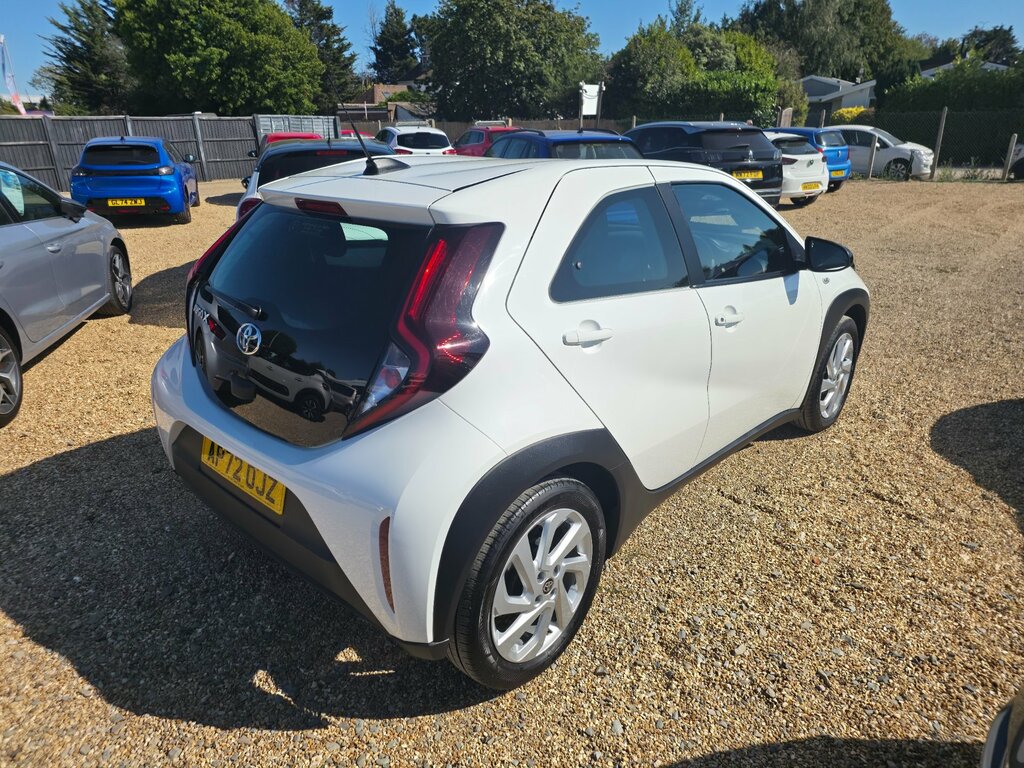Toyota Aygo X 1.0 Vvt-i Pure Hatchback X-shift Euro 6 White #5