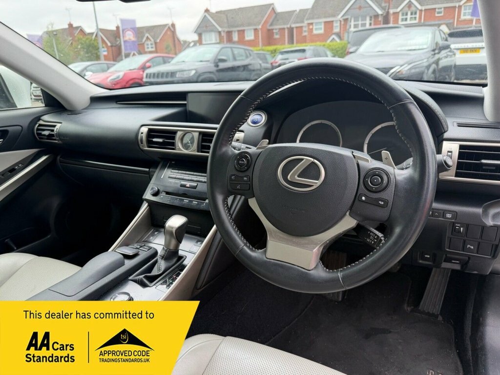 Lexus IS 2.5L Luxury Silver #2