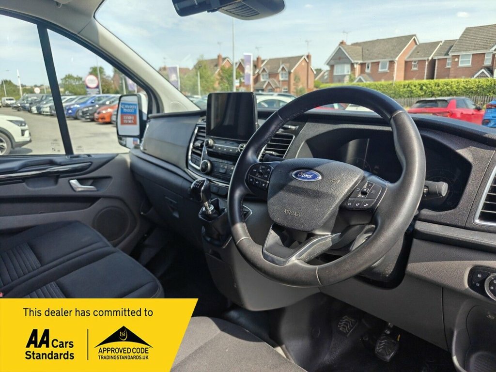 Ford Transit Custom 2L Limited HT23RFL White #2