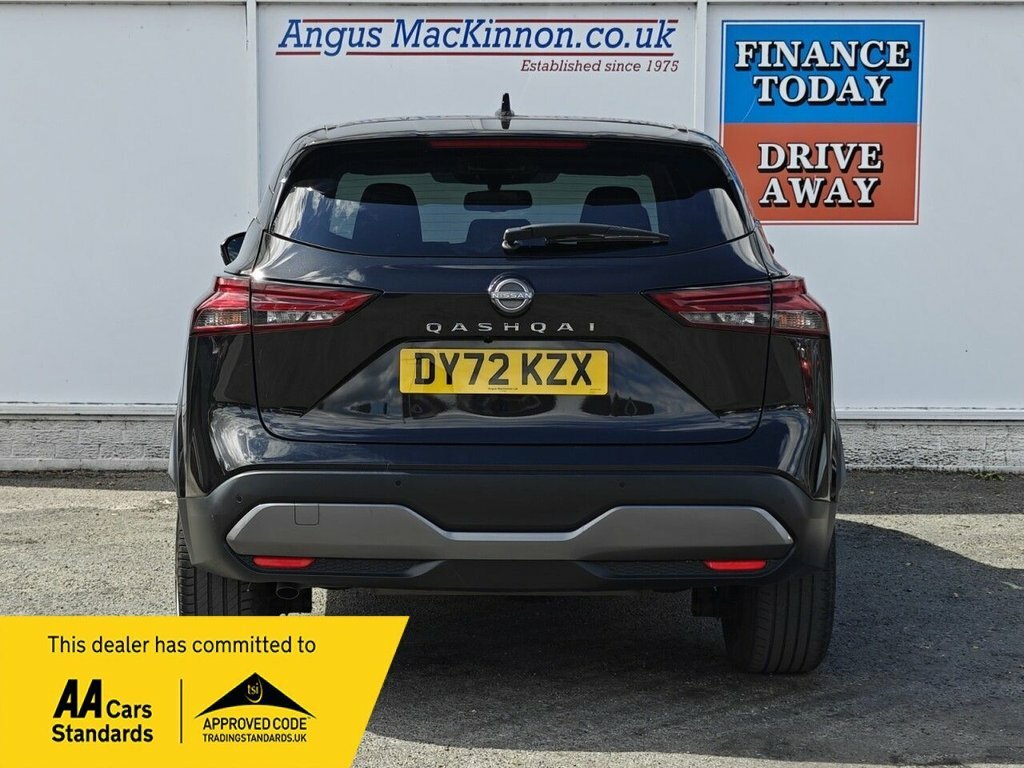 Nissan Qashqai 1.3L N-connecta DY72KZX Black #6