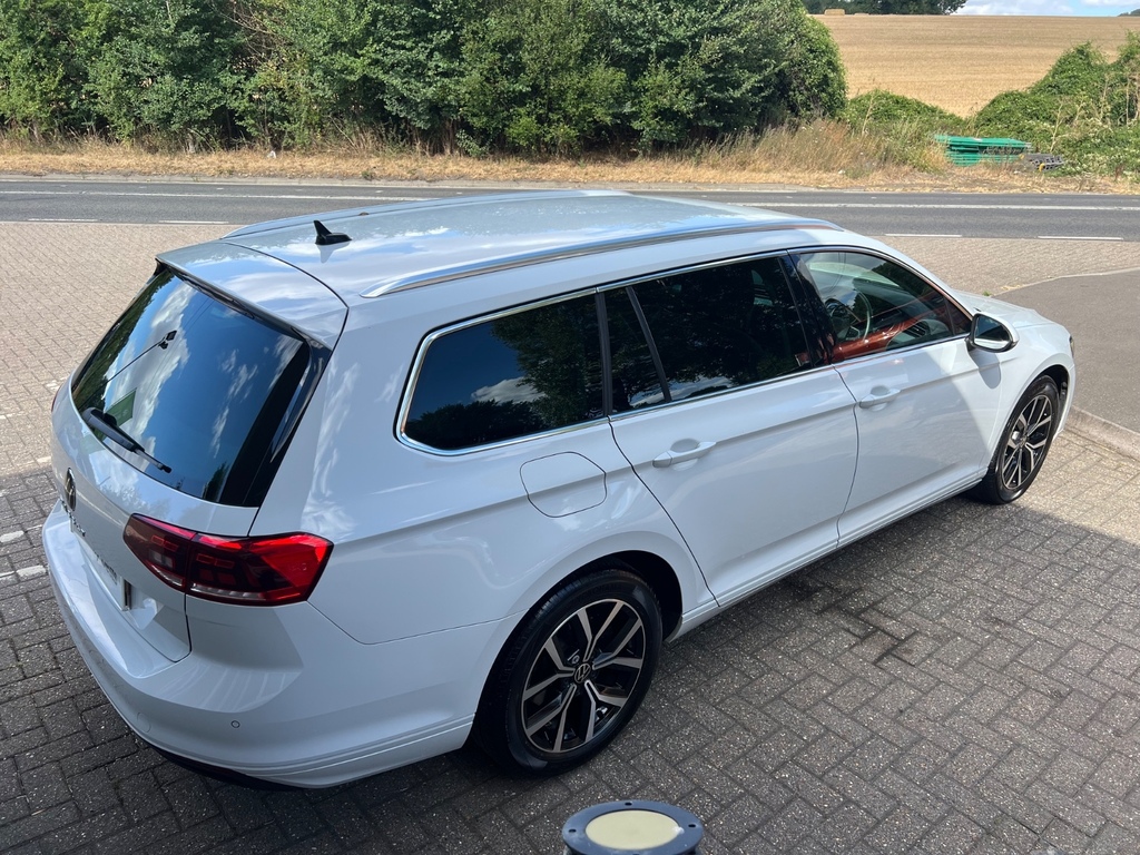 Volkswagen Passat 2.0 Tdi Evo Scr Sel White #3