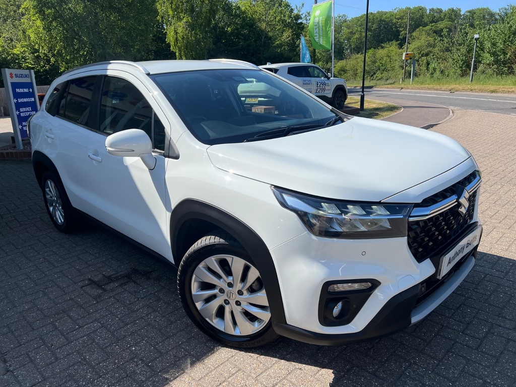 Suzuki S Cross 1.4 Boosterjet 48V Hybrid Motion White #2