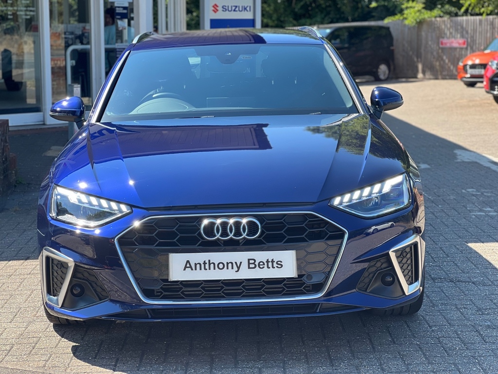 Audi A4 35 Tfsi S Line S Tronic Blue