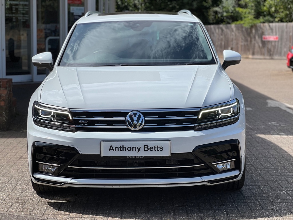Volkswagen Tiguan 2.0 Tdi 150 R-line Tech Dsg White
