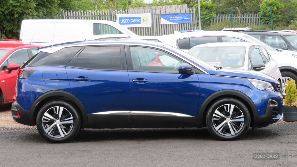 Peugeot 3008 1.6 Bluehdi 120 Allure Blue #2