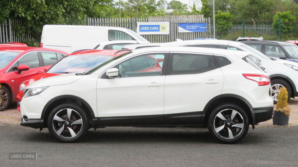 Nissan Qashqai 1.5 Dci N-connecta FP66XYT White #5
