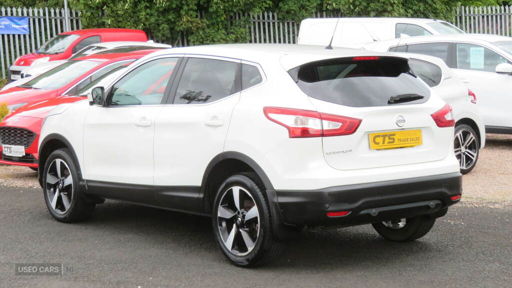 Nissan Qashqai 1.5 Dci N-connecta FP66XYT White #6