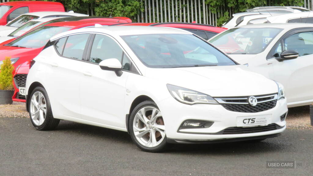 Vauxhall Astra 1.0T 12V Ecoflex Sri Nav White