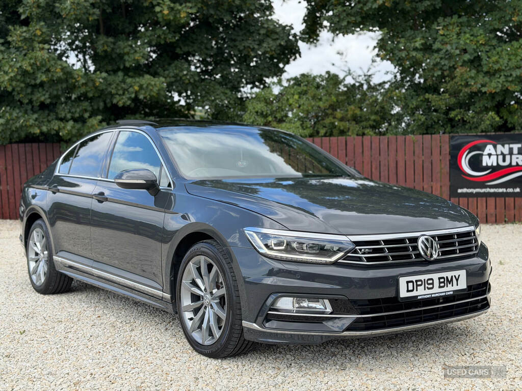 Volkswagen Passat 2.0 Tdi R-line Panoramic Roof Grey #2