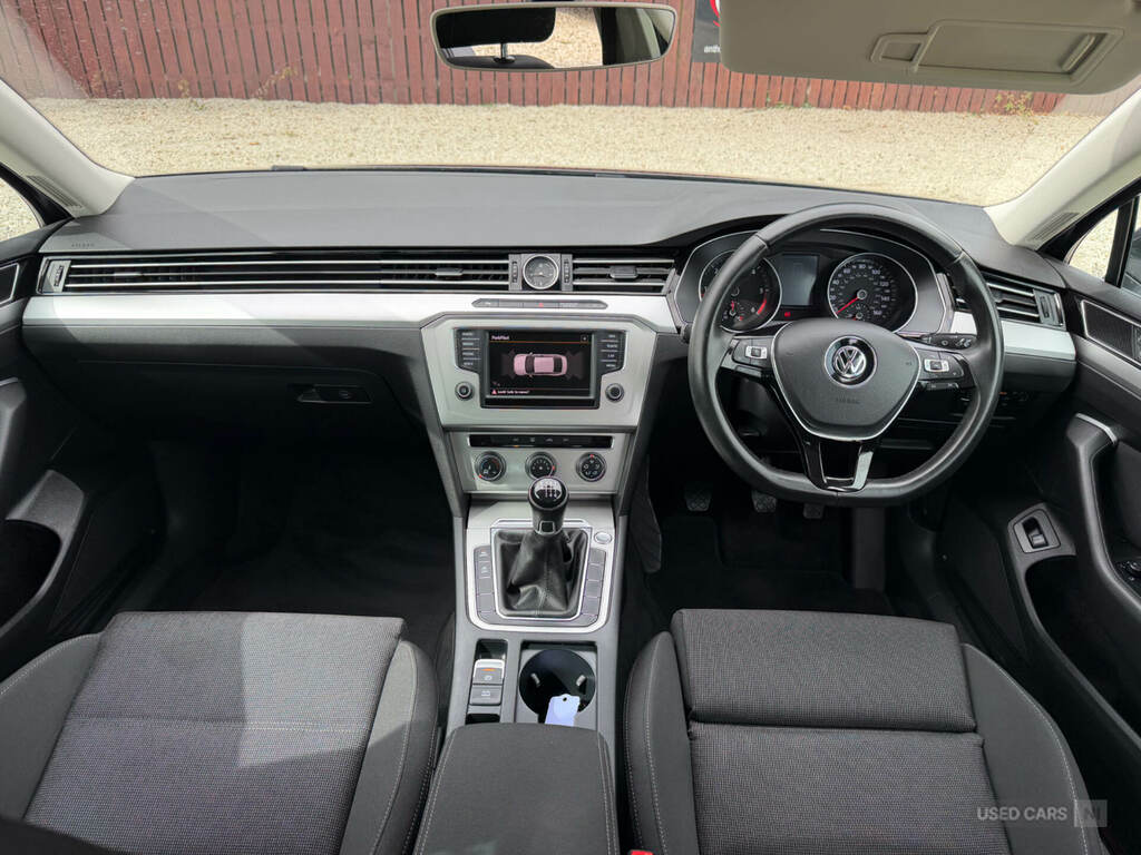 Volkswagen Passat Estate 2.0 Tdi Bluemotion Tech Se Business Euro 6 Black #10