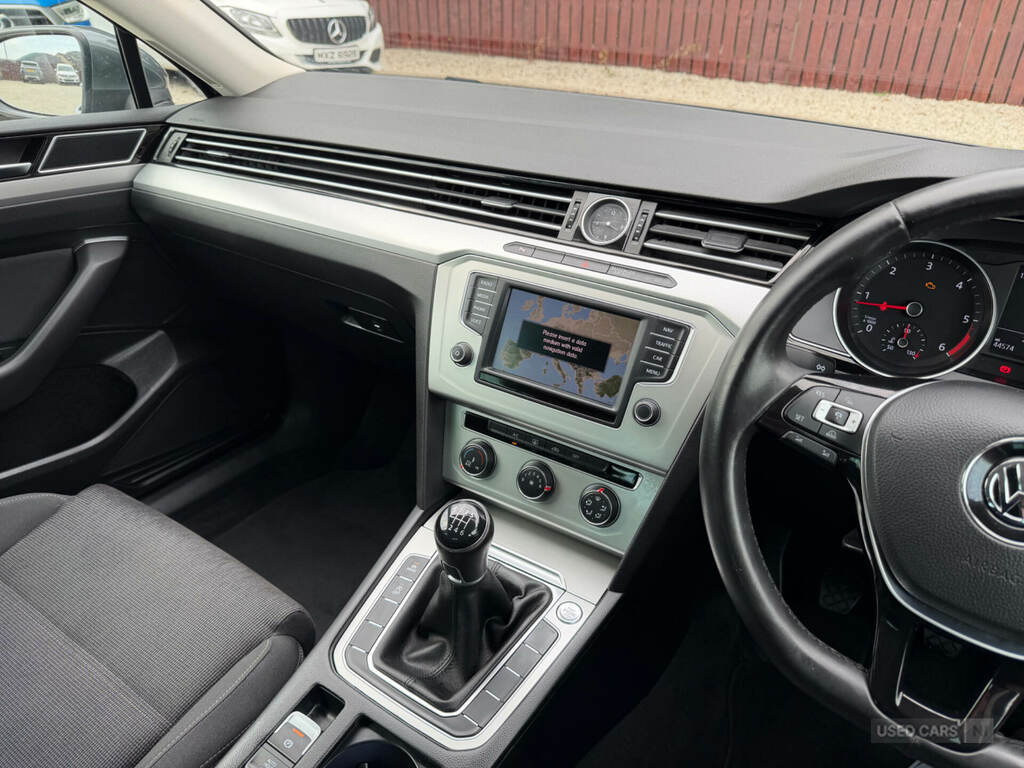 Volkswagen Passat Estate 2.0 Tdi Bluemotion Tech Se Business Euro 6 Black #11
