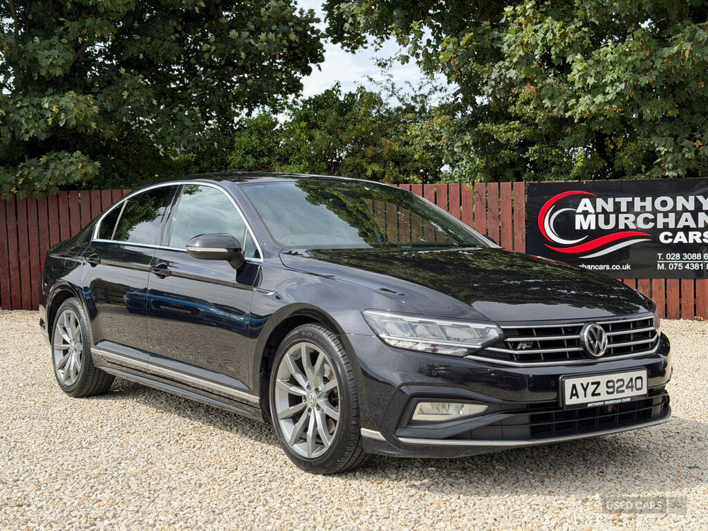 Volkswagen Passat 2.0 Tdi Evo Scr R-line Black #2