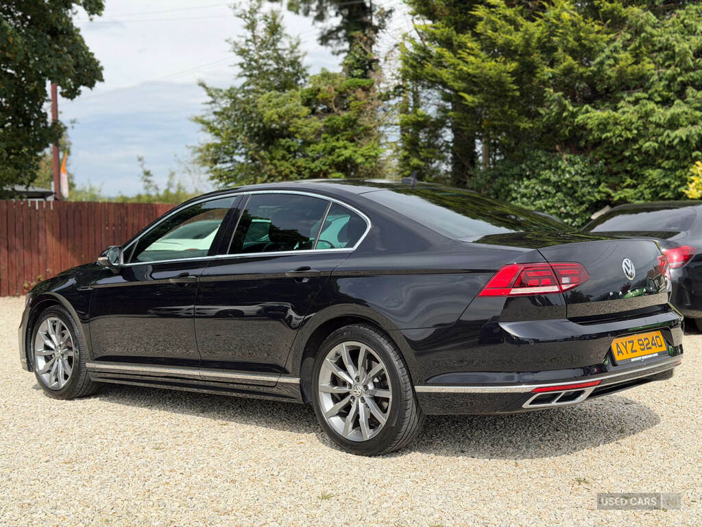 Volkswagen Passat 2.0 Tdi Evo Scr R-line Black #3