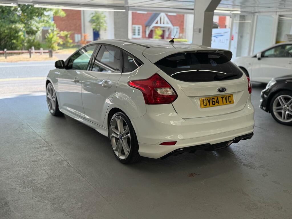 Ford Focus Zetec S White #4