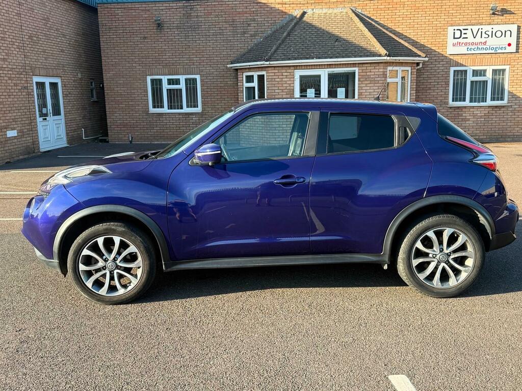 Nissan Juke Tekna Blue #4