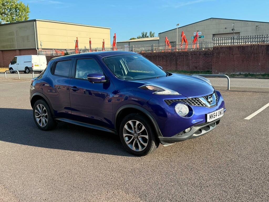 Nissan Juke Tekna Blue #2