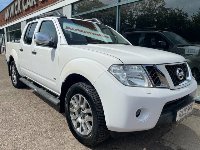 Nissan Navara 3.0 Dci V6 Outlaw Pickup Double Cab Aut White