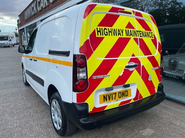 Peugeot Partner Partner Professional L1 Bluehdi White #7