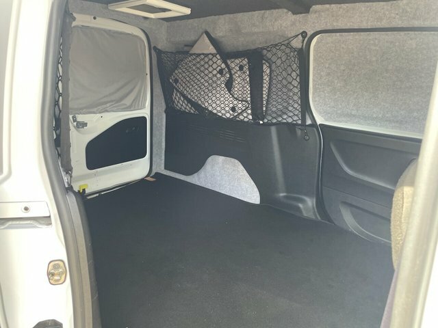 Vauxhall Combo 1.5 Turbo D 2300 Sportive Panel Van Man White #4