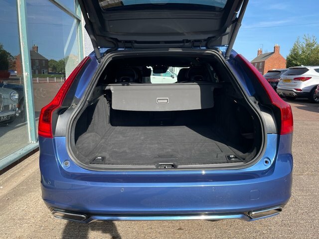 Volvo V90 2.0 D4 R-design Estate Euro 6 S S Blue #5