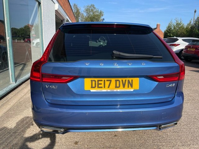 Volvo V90 2.0 D4 R-design Estate Euro 6 S S Blue #4
