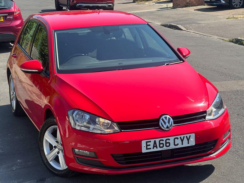 Volkswagen Golf Match Edition Red