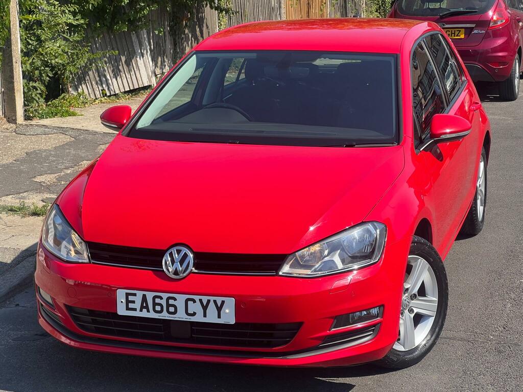 Volkswagen Golf Match Edition Red #2