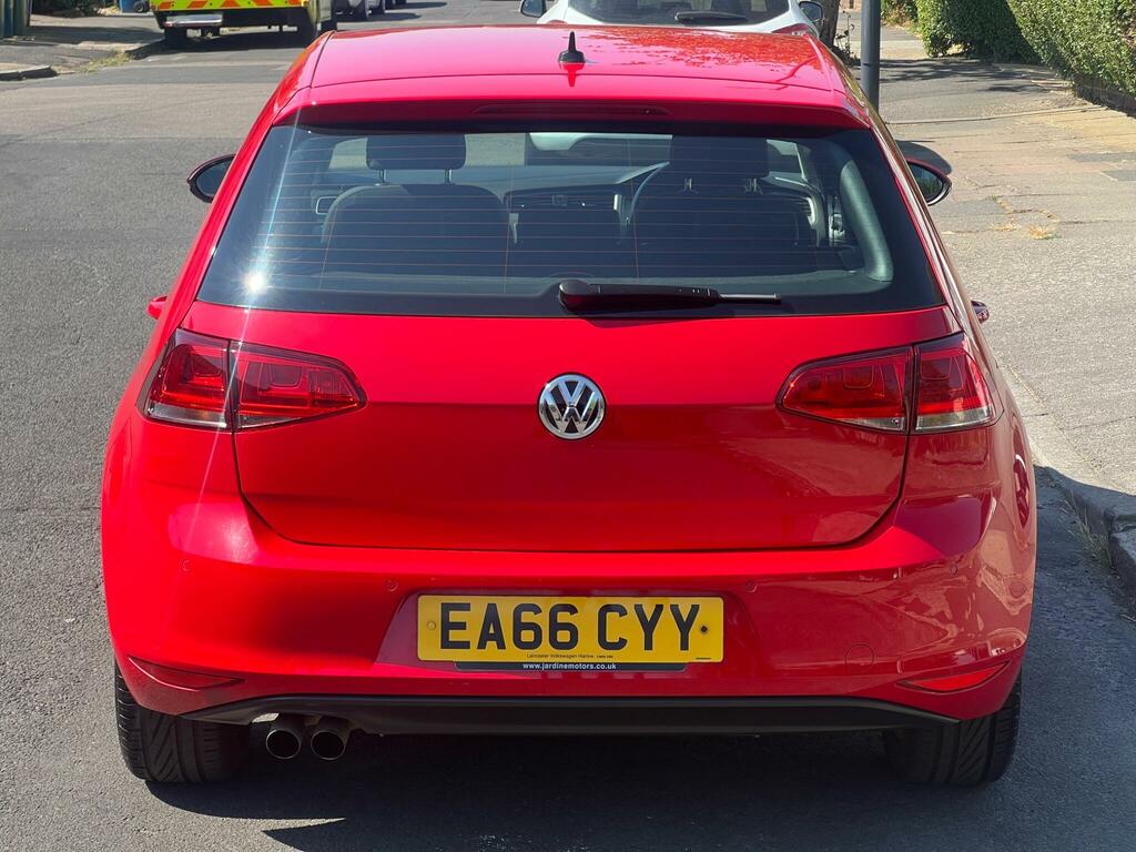 Volkswagen Golf Match Edition Red #4