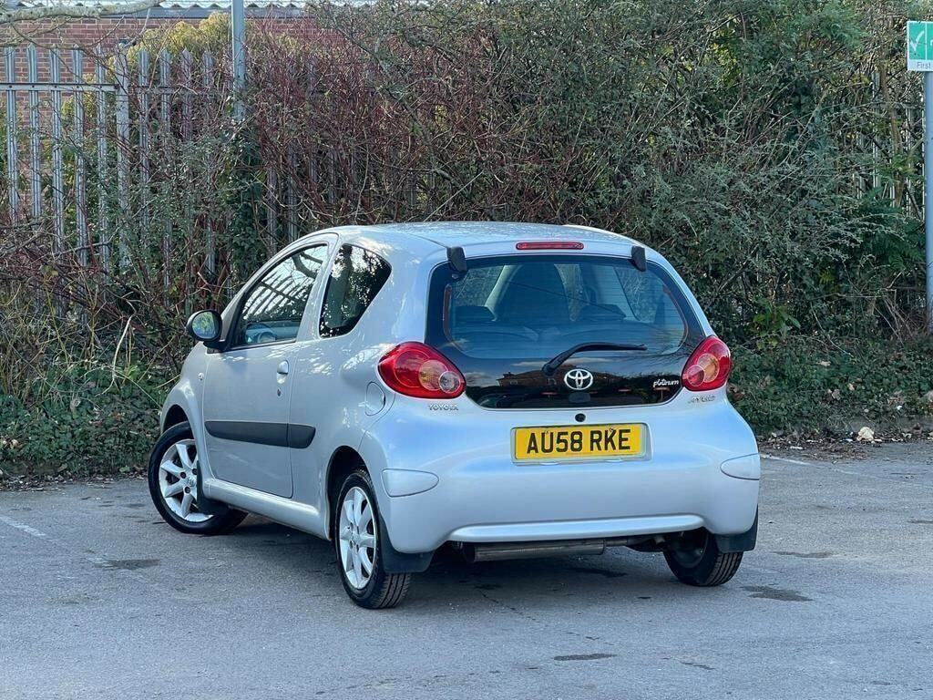 Toyota Aygo 1.0 Vvt-i Platinum Euro 4 Silver #3