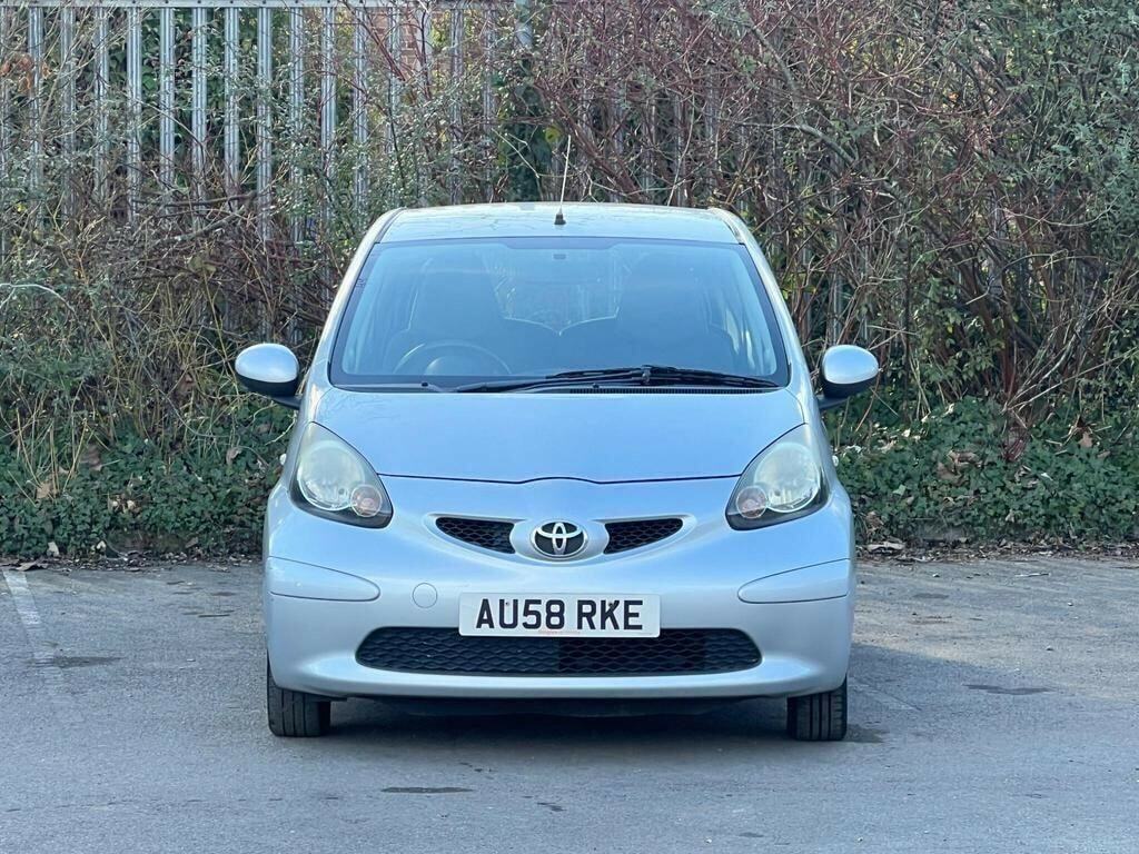 Toyota Aygo 1.0 Vvt-i Platinum Euro 4 Silver #2