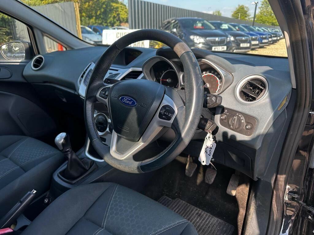Ford Fiesta 1.4 Titanium #6