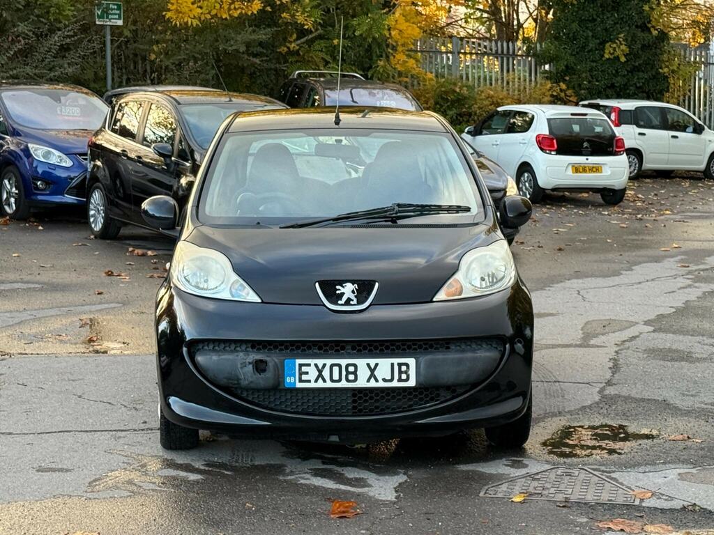 Peugeot 107 1.0 12V Urban Euro 4 Black #2