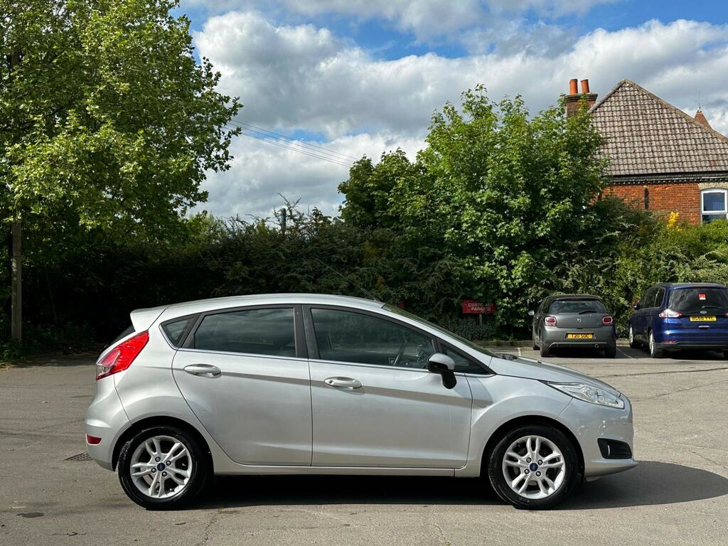Ford Fiesta 1.0T Ecoboost Zetec Euro 6 Ss DK65PJJ Silver #6