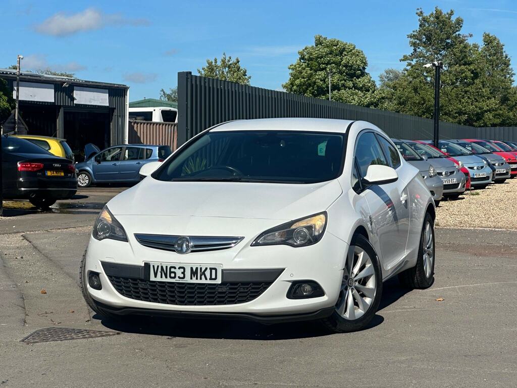 Vauxhall Astra GTC 1.7 Cdti Ecoflex 109G Sri Euro 5 Ss White #3
