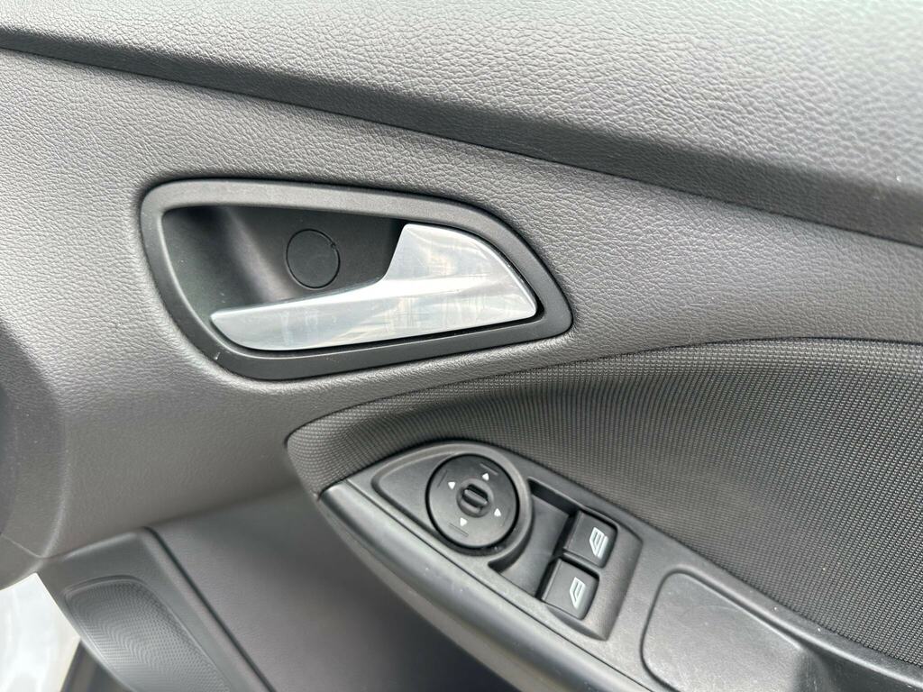 Ford Focus 1.0T Ecoboost Zetec Euro 5 Ss Silver #12