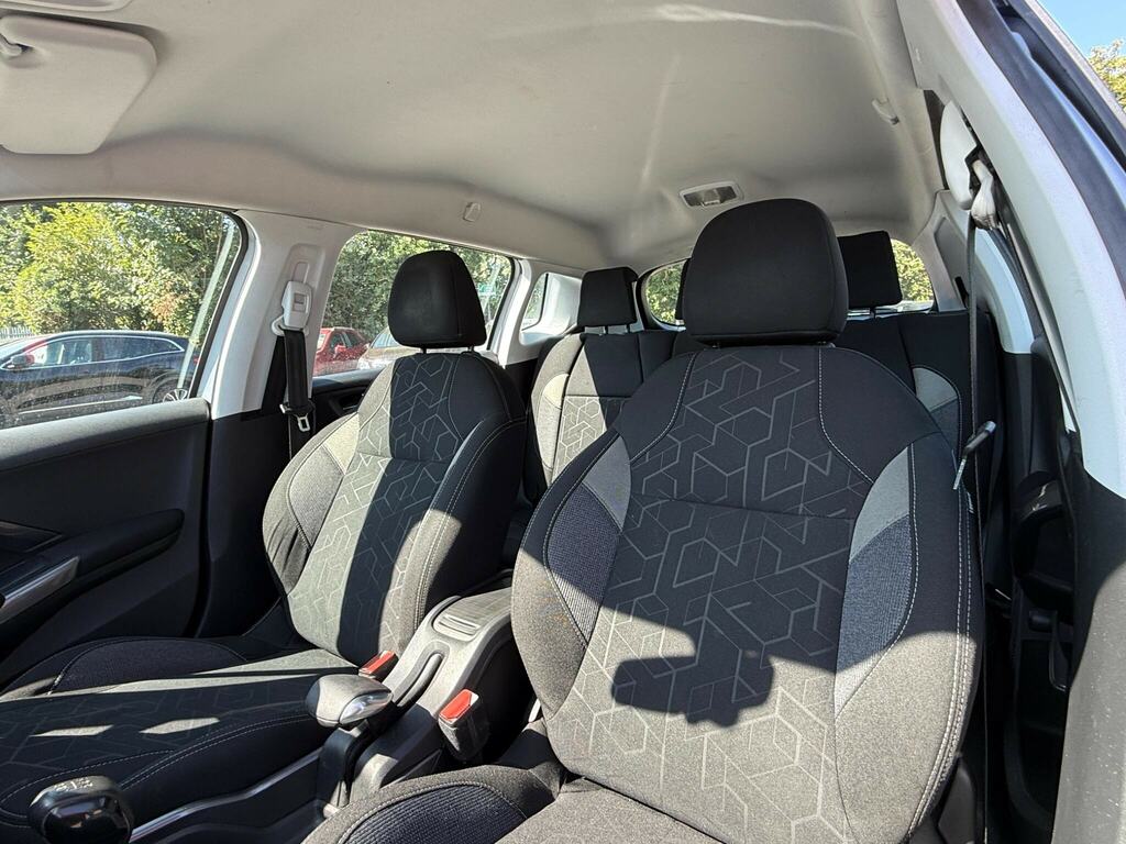 Peugeot 2008 1.5 Bluehdi Gt Line Suv Euro 6 Grey #13