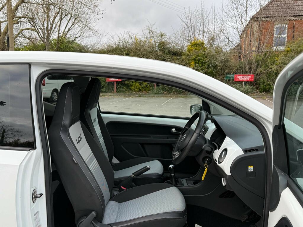 Volkswagen Up Only 29000 Fsh 1.0 L 20 Tax Red #15