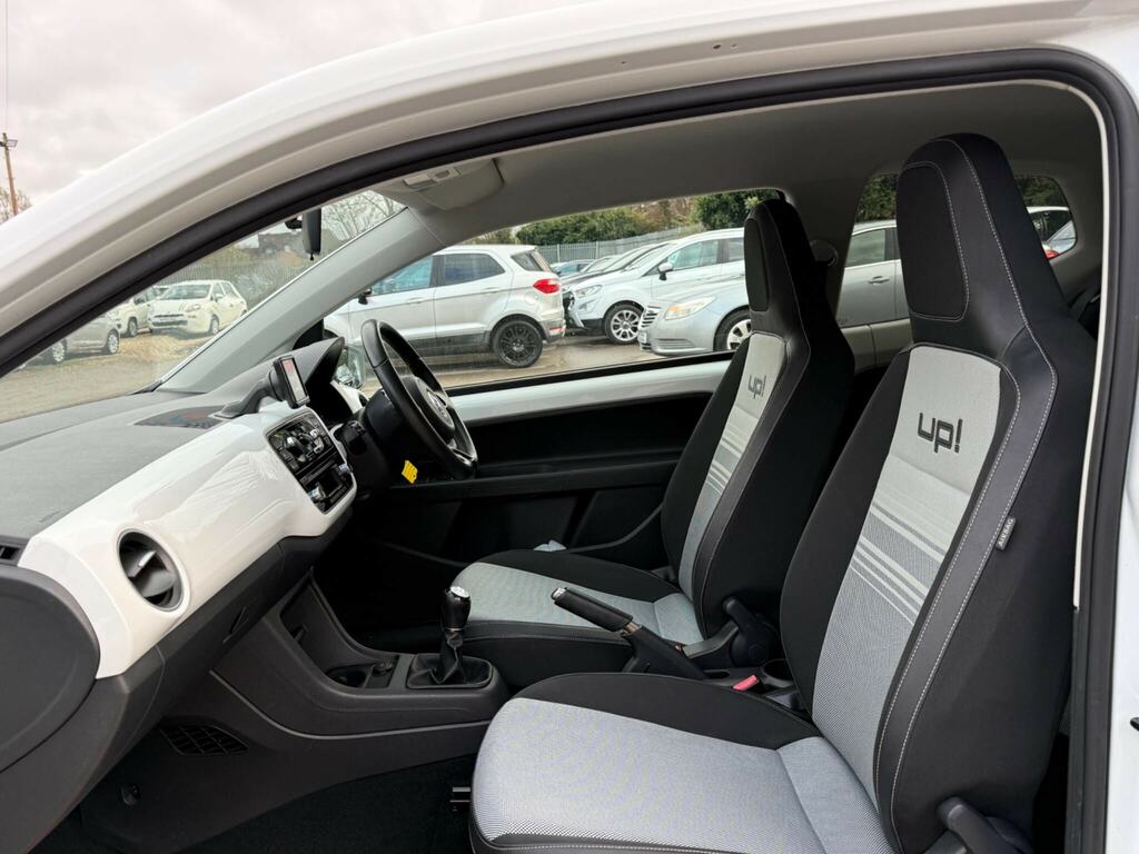 Volkswagen Up Only 29000 Fsh 1.0 L 20 Tax Red #11