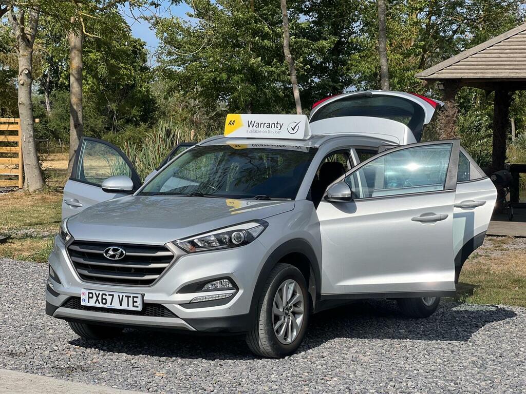 Hyundai Tucson Suv 1.6 Gdi Blue Drive Se Euro 6 Ss 20171 White #6
