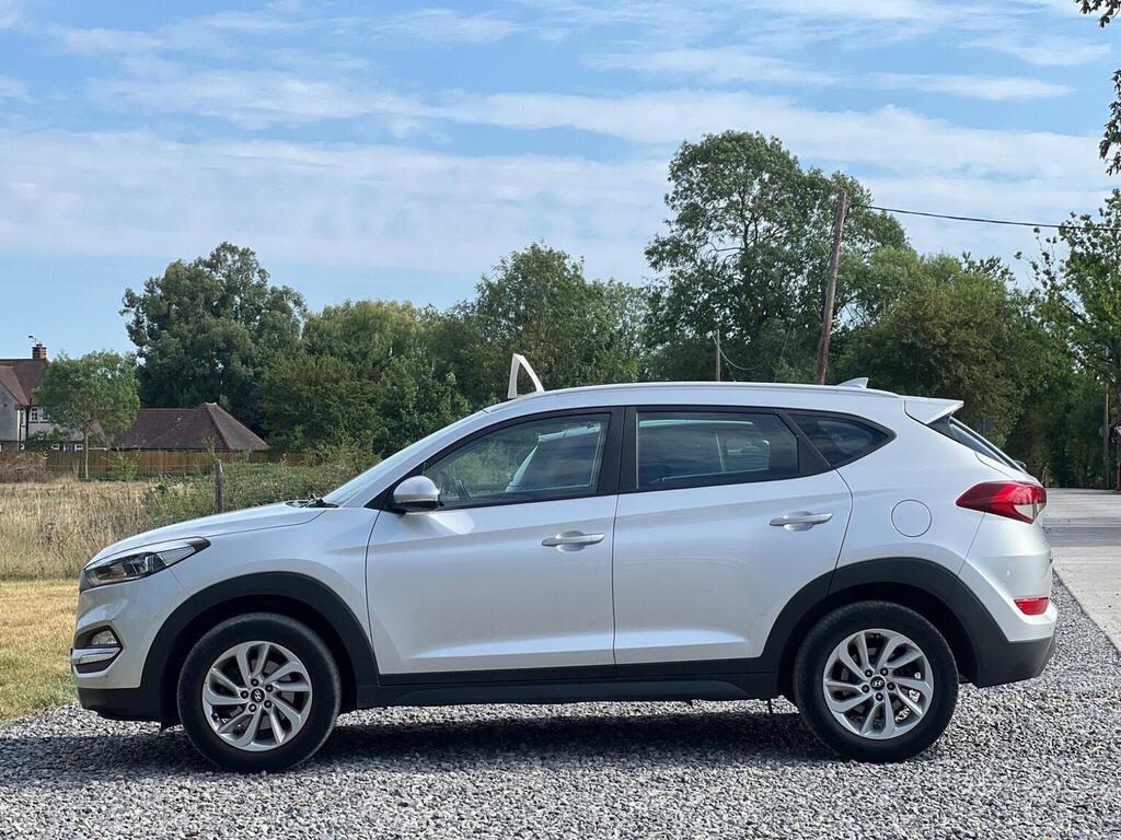 Hyundai Tucson 1.6 Gdi Se Nav Euro 6 Ss Grey