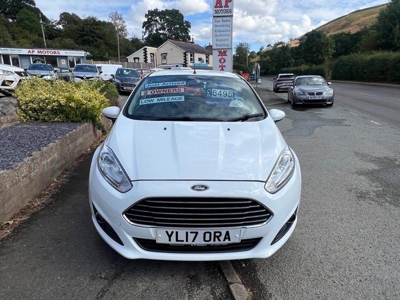 Ford Fiesta Zetec White #2